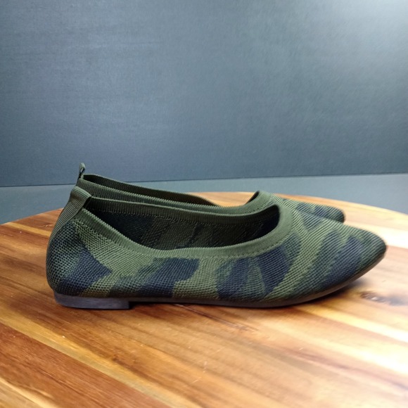 Free Reign Women's Slip On Camo Camouflage Point Toe Ballet Flats Size 10 Knit - Picture 7 of 10